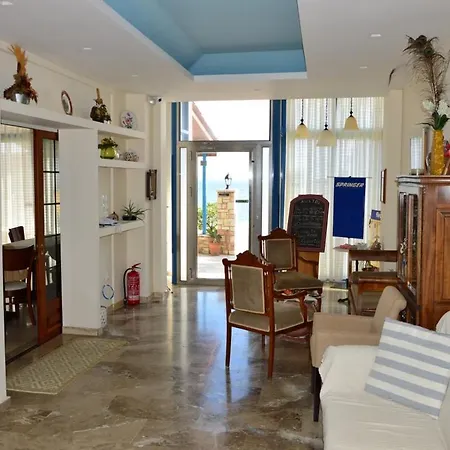 Kalypso לינה וארוחת בוקר פורוס